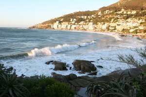 sunny, small swell, South easter