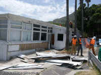 Restaurant Demolition_5610_19Dec2008_x800.jpg (137185 bytes)